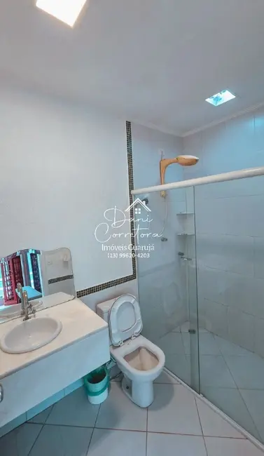 Foto 8 de Sobrado com 3 quartos à venda e para alugar, 150m2 em Balneário Praia do Pernambuco, Guaruja - SP