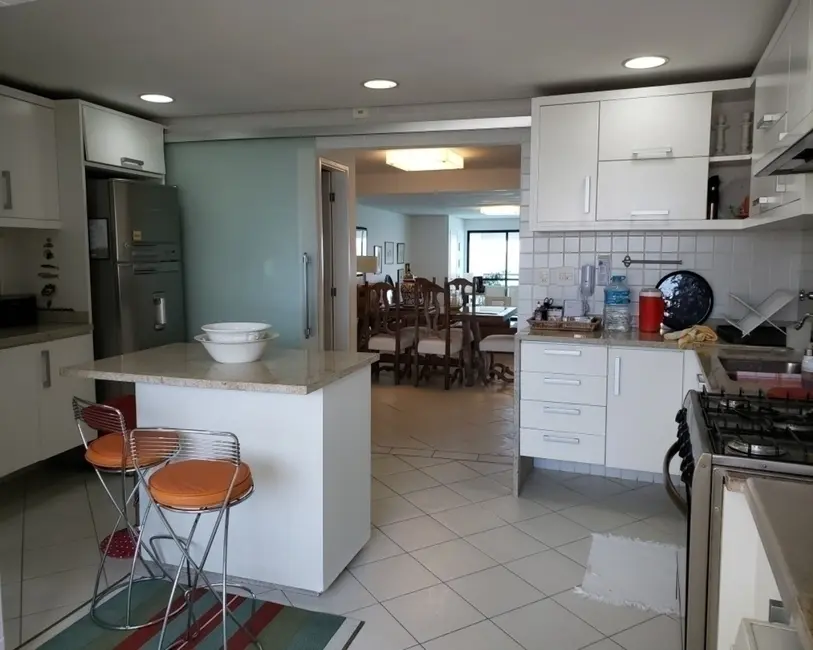 Foto 4 de Apartamento com 4 quartos à venda, 184m2 em Pitangueiras, Guaruja - SP