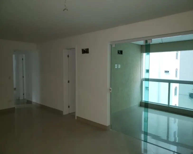 Apartamento com 3 quartos à venda, 132m2 em Pitangueiras, Guaruja - SP - imagem 1 Foto 1 de Apartamento com 3 quartos à venda, 132m2 em Pitangueiras, Guaruja - SP