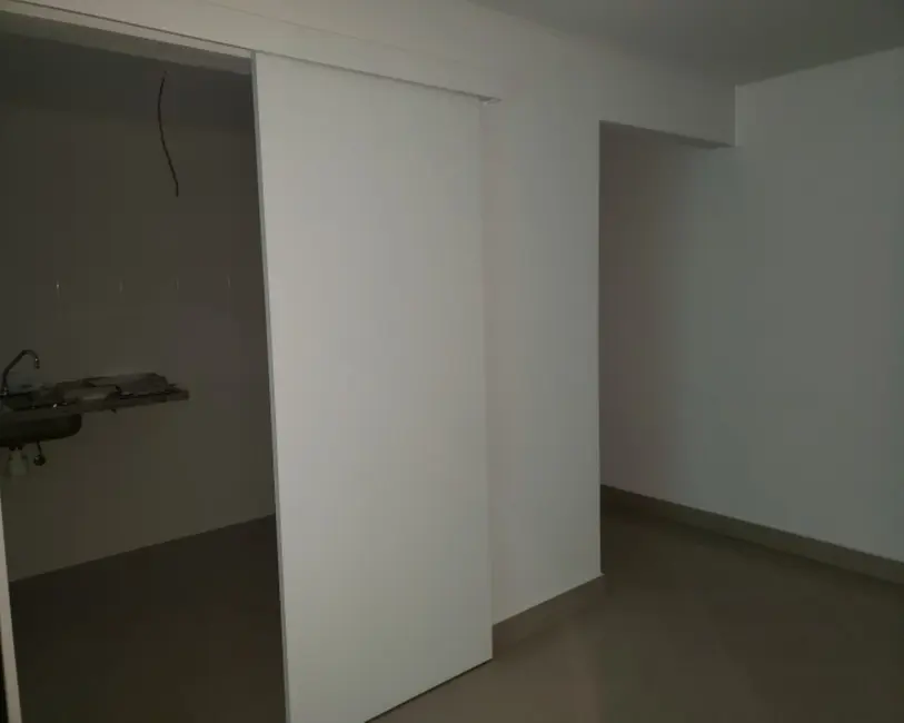 Apartamento com 3 quartos à venda, 132m2 em Pitangueiras, Guaruja - SP - imagem 4 Foto 4 de Apartamento com 3 quartos à venda, 132m2 em Pitangueiras, Guaruja - SP