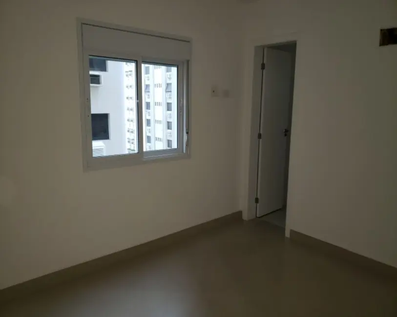 Apartamento com 3 quartos à venda, 132m2 em Pitangueiras, Guaruja - SP - imagem 8 Foto 8 de Apartamento com 3 quartos à venda, 132m2 em Pitangueiras, Guaruja - SP