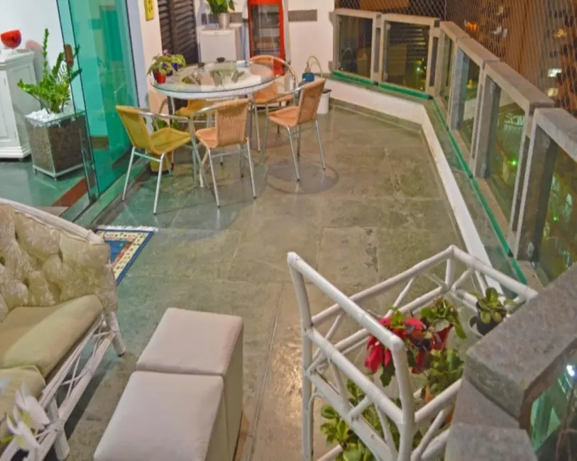 Foto 4 de Apartamento com 3 quartos à venda, 200m2 em Pitangueiras, Guaruja - SP