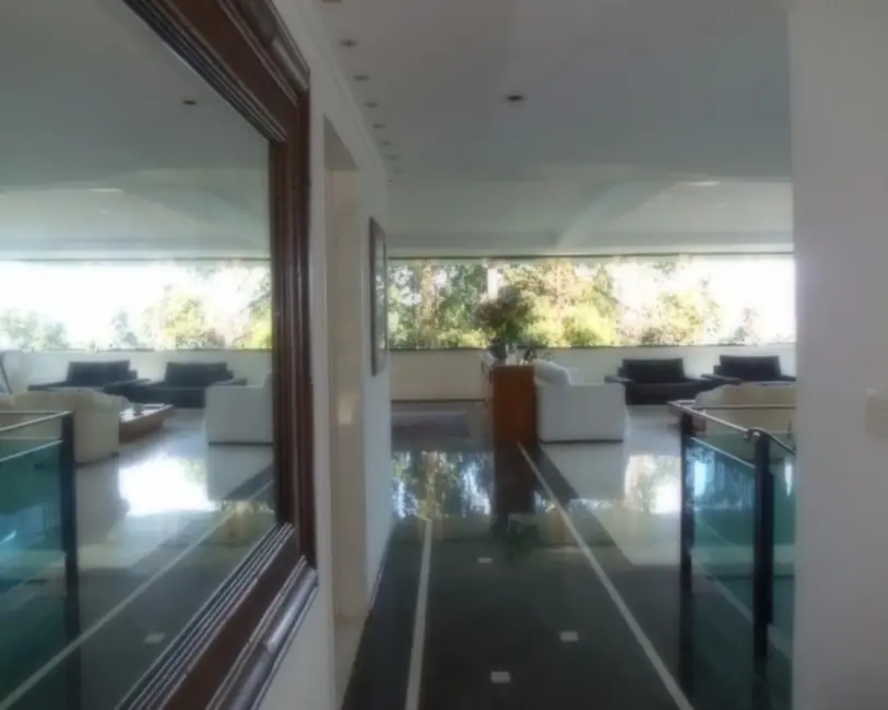 Sobrado com 6 quartos à venda, 760m2 em Guaruja - SP - imagem 6 Foto 6 de Sobrado com 6 quartos à venda, 760m2 em Guaruja - SP