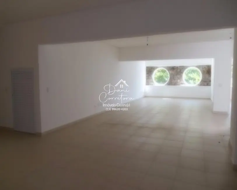 Sobrado com 6 quartos à venda, 700m2 em Guaruja - SP - imagem 9 Foto 9 de Sobrado com 6 quartos à venda, 700m2 em Guaruja - SP