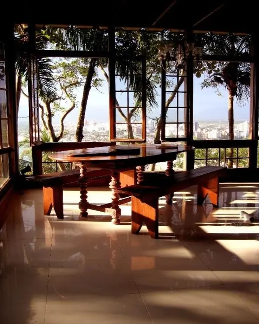 Foto 2 de Sobrado com 3 quartos à venda, 360m2 em Guaruja - SP