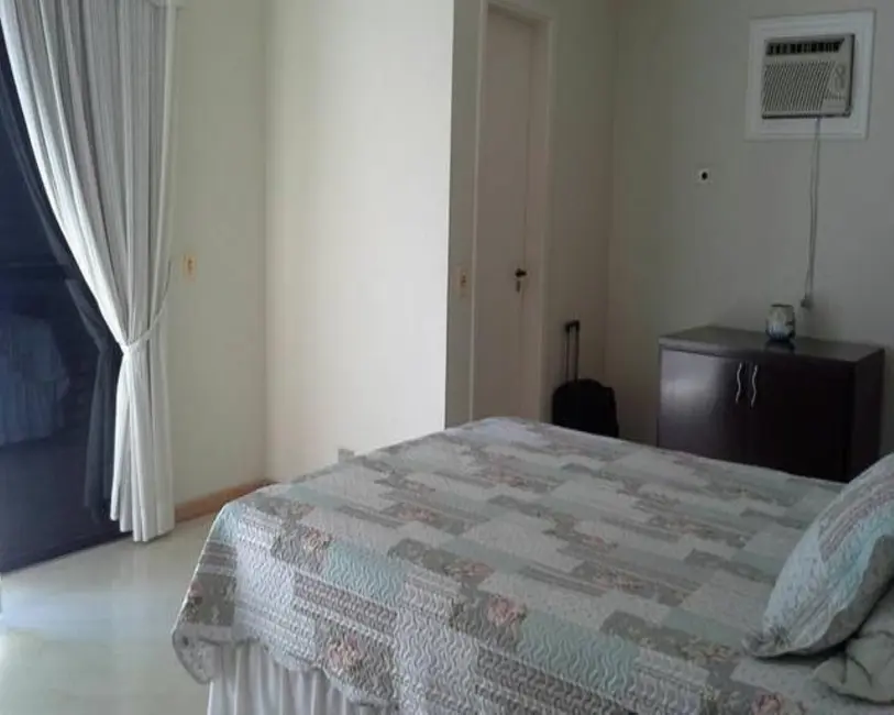 Apartamento com 3 quartos à venda, 220m2 em Pitangueiras, Guaruja - SP - imagem 7 Foto 7 de Apartamento com 3 quartos à venda, 220m2 em Pitangueiras, Guaruja - SP