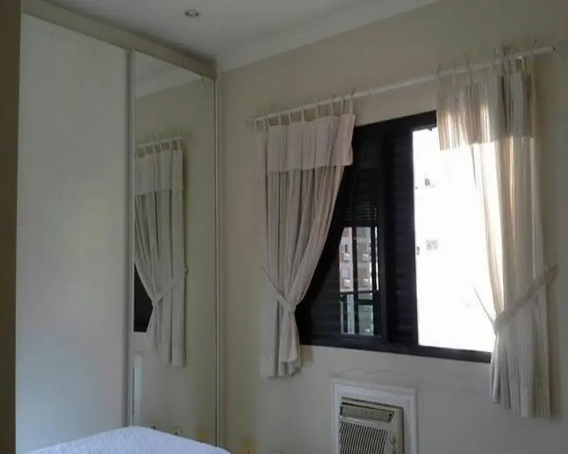 Apartamento com 3 quartos à venda, 220m2 em Pitangueiras, Guaruja - SP - imagem 2 Foto 2 de Apartamento com 3 quartos à venda, 220m2 em Pitangueiras, Guaruja - SP