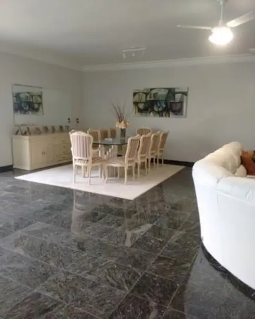 Foto 1 de Apartamento com 3 quartos à venda, 188m2 em Pitangueiras, Guaruja - SP