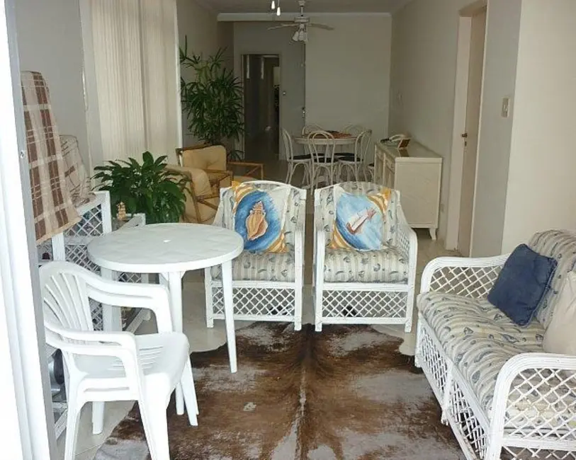 Apartamento com 3 quartos à venda, 190m2 em Pitangueiras, Guaruja - SP - imagem 8 Foto 8 de Apartamento com 3 quartos à venda, 190m2 em Pitangueiras, Guaruja - SP