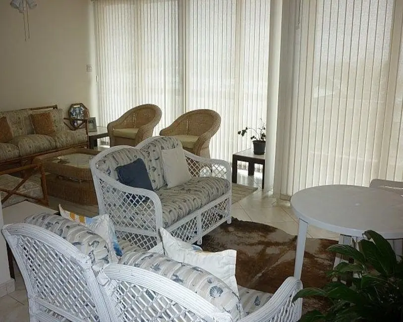 Apartamento com 3 quartos à venda, 190m2 em Pitangueiras, Guaruja - SP - imagem 3 Foto 3 de Apartamento com 3 quartos à venda, 190m2 em Pitangueiras, Guaruja - SP