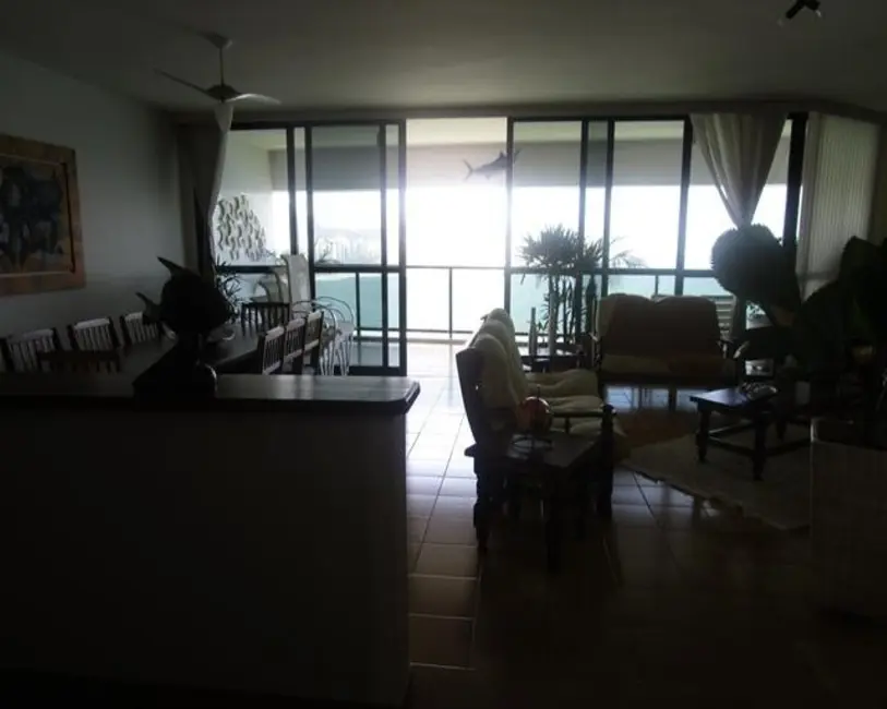 Foto 4 de Apartamento com 3 quartos à venda, 168m2 em Jardim Astúrias, Guaruja - SP