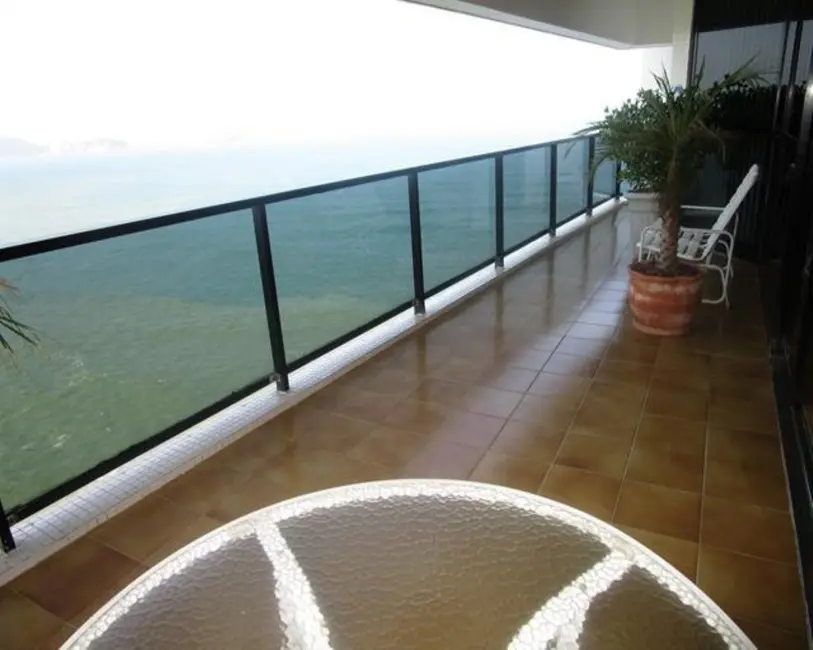Foto 1 de Apartamento com 3 quartos à venda, 168m2 em Jardim Astúrias, Guaruja - SP