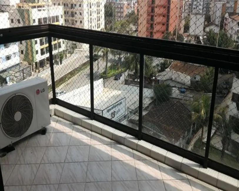 Foto 2 de Apartamento com 4 quartos à venda, 150m2 em Jardim Astúrias, Guaruja - SP