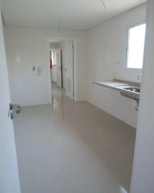 Apartamento com 3 quartos à venda, 135m2 em Pitangueiras, Guaruja - SP - imagem 7 Foto 7 de Apartamento com 3 quartos à venda, 135m2 em Pitangueiras, Guaruja - SP
