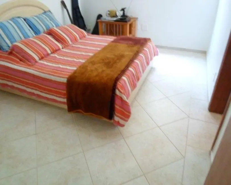 Apartamento com 3 quartos à venda, 200m2 em Pitangueiras, Guaruja - SP - imagem 8 Foto 8 de Apartamento com 3 quartos à venda, 200m2 em Pitangueiras, Guaruja - SP