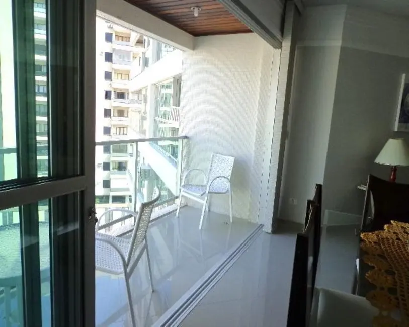 Foto 4 de Apartamento com 3 quartos à venda, 120m2 em Pitangueiras, Guaruja - SP