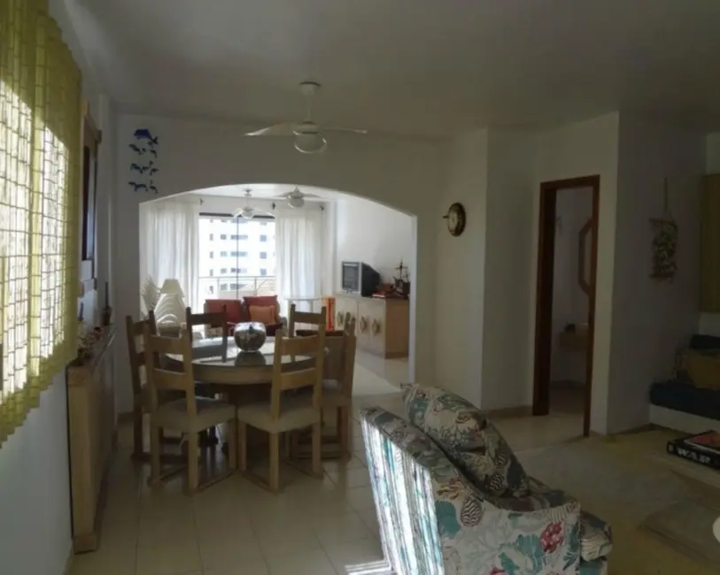 Apartamento com 3 quartos à venda, 193m2 em Pitangueiras, Guaruja - SP - imagem 1 Foto 1 de Apartamento com 3 quartos à venda, 193m2 em Pitangueiras, Guaruja - SP