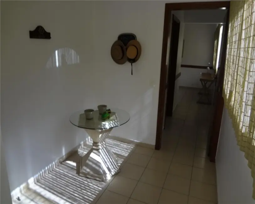 Apartamento com 3 quartos à venda, 193m2 em Pitangueiras, Guaruja - SP - imagem 8 Foto 8 de Apartamento com 3 quartos à venda, 193m2 em Pitangueiras, Guaruja - SP