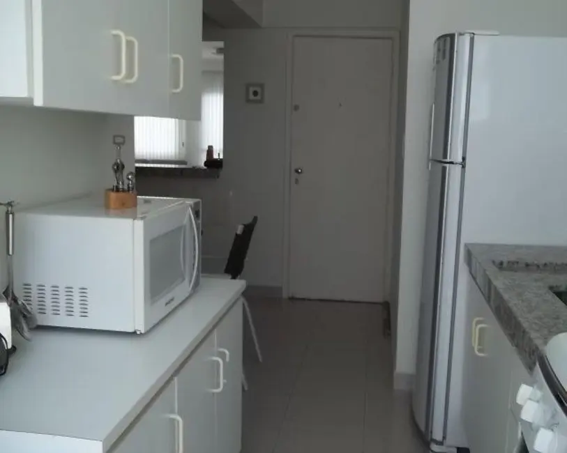 Apartamento com 3 quartos à venda, 130m2 em Pitangueiras, Guaruja - SP - imagem 5 Foto 5 de Apartamento com 3 quartos à venda, 130m2 em Pitangueiras, Guaruja - SP