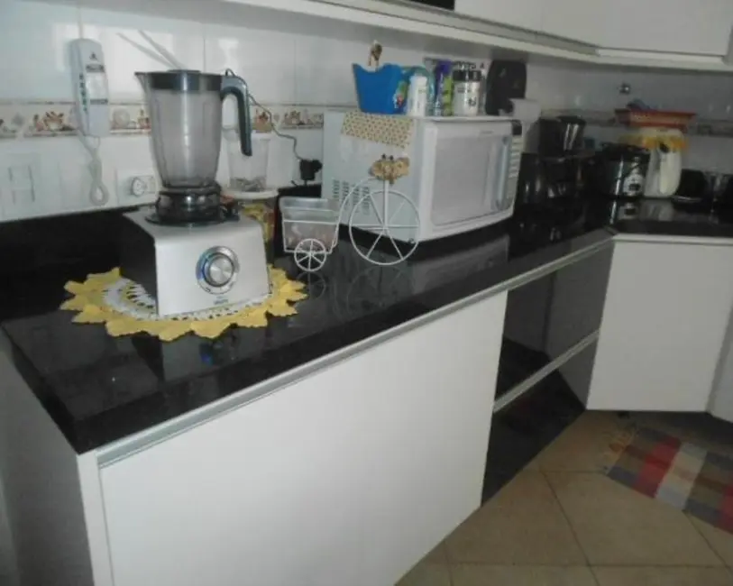 Apartamento com 3 quartos à venda, 130m2 em Pitangueiras, Guaruja - SP - imagem 6 Foto 6 de Apartamento com 3 quartos à venda, 130m2 em Pitangueiras, Guaruja - SP