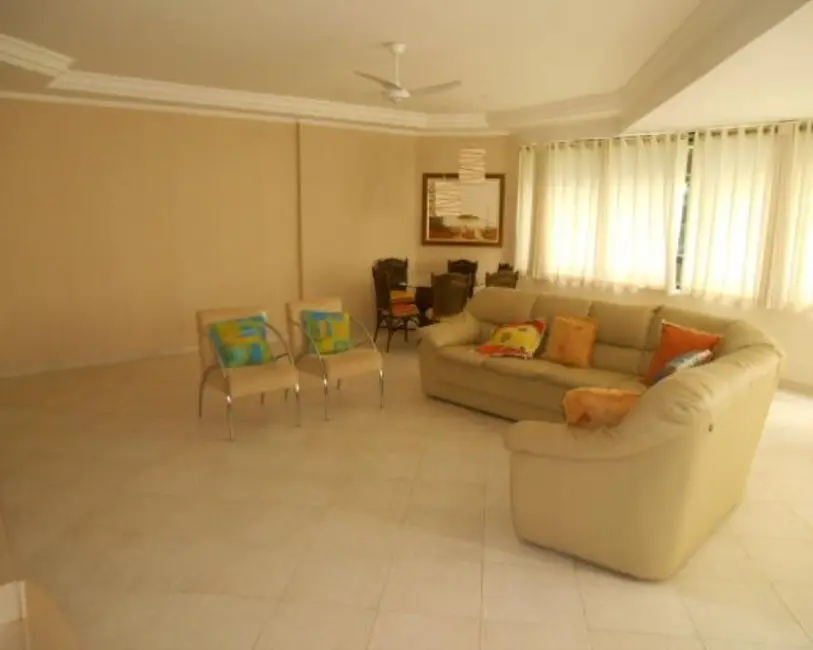 Foto 2 de Apartamento com 3 quartos à venda, 189m2 em Pitangueiras, Guaruja - SP
