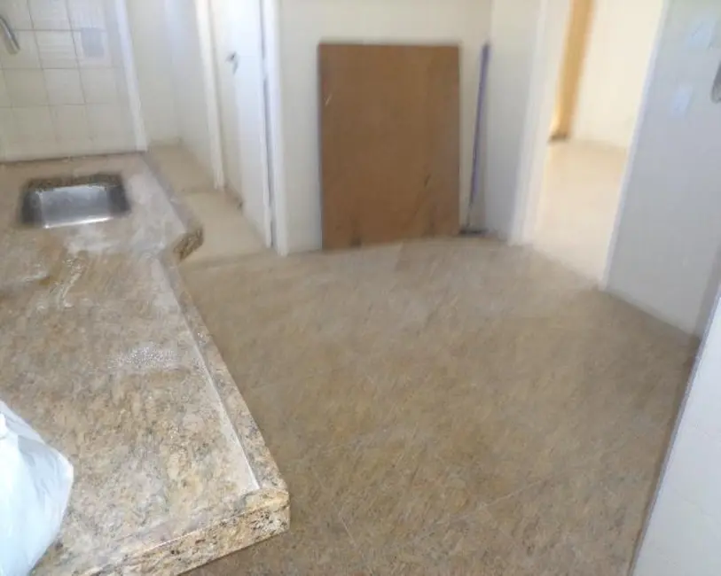 Apartamento com 3 quartos à venda, 185m2 em Pitangueiras, Guaruja - SP - imagem 8 Foto 8 de Apartamento com 3 quartos à venda, 185m2 em Pitangueiras, Guaruja - SP