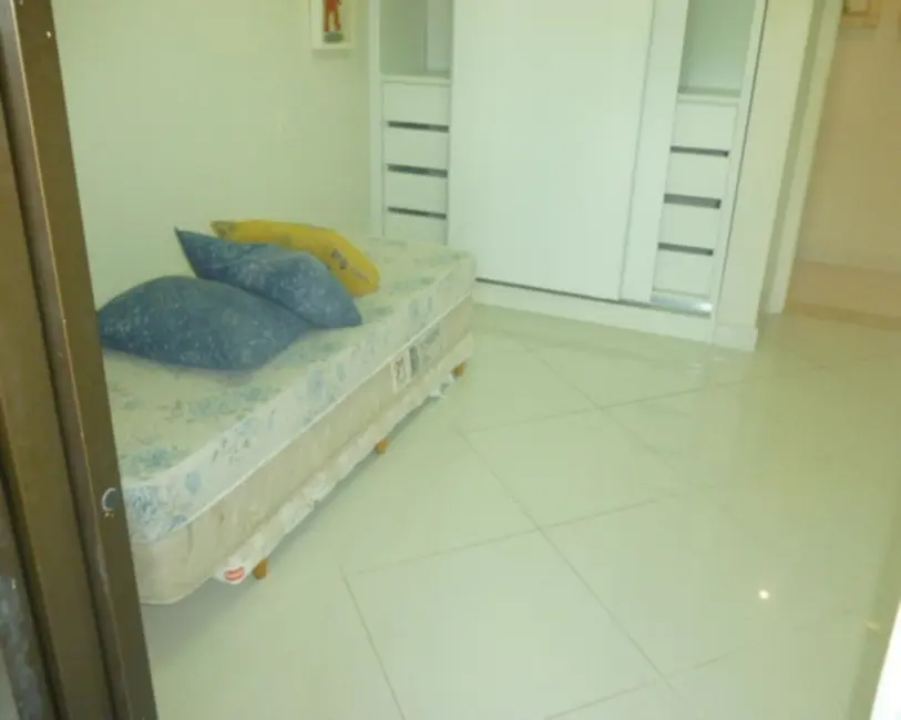 Apartamento com 4 quartos à venda, 240m2 em Pitangueiras, Guaruja - SP - imagem 9 Foto 9 de Apartamento com 4 quartos à venda, 240m2 em Pitangueiras, Guaruja - SP