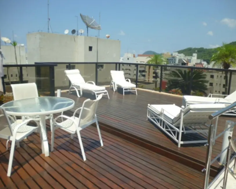 Apartamento com 4 quartos à venda, 240m2 em Pitangueiras, Guaruja - SP - imagem 2 Foto 2 de Apartamento com 4 quartos à venda, 240m2 em Pitangueiras, Guaruja - SP