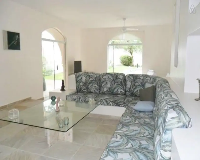 Sobrado com 5 quartos à venda e para alugar, 700m2 em Acapulco, Guaruja - SP - imagem 5 Foto 5 de Sobrado com 5 quartos à venda e para alugar, 700m2 em Acapulco, Guaruja - SP