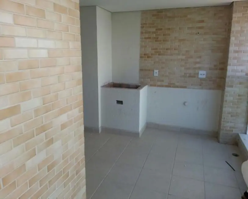 Foto 2 de Apartamento com 2 quartos à venda, 90m2 em Jardim Astúrias, Guaruja - SP