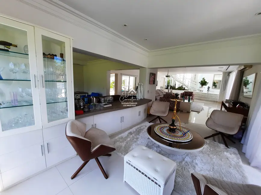 Sobrado com 6 quartos à venda, 1200m2 em Acapulco, Guaruja - SP - imagem 9 Foto 9 de Sobrado com 6 quartos à venda, 1200m2 em Acapulco, Guaruja - SP