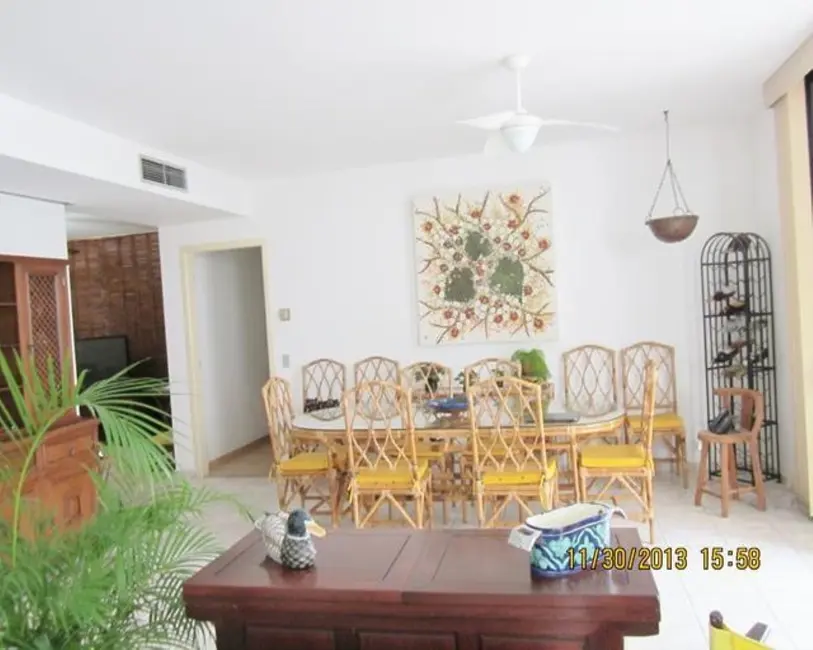 Foto 3 de Apartamento com 4 quartos à venda, 228m2 em Pitangueiras, Guaruja - SP