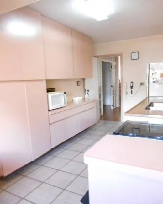 Apartamento com 3 quartos à venda, 158m2 em Pitangueiras, Guaruja - SP - imagem 9 Foto 9 de Apartamento com 3 quartos à venda, 158m2 em Pitangueiras, Guaruja - SP