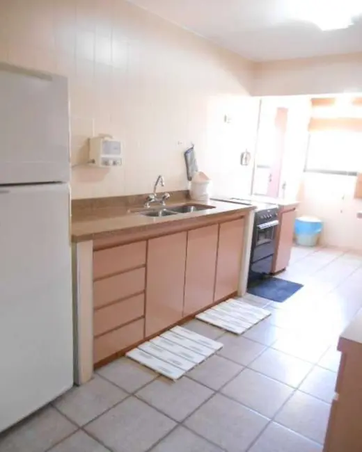 Apartamento com 3 quartos à venda, 158m2 em Pitangueiras, Guaruja - SP - imagem 5 Foto 5 de Apartamento com 3 quartos à venda, 158m2 em Pitangueiras, Guaruja - SP