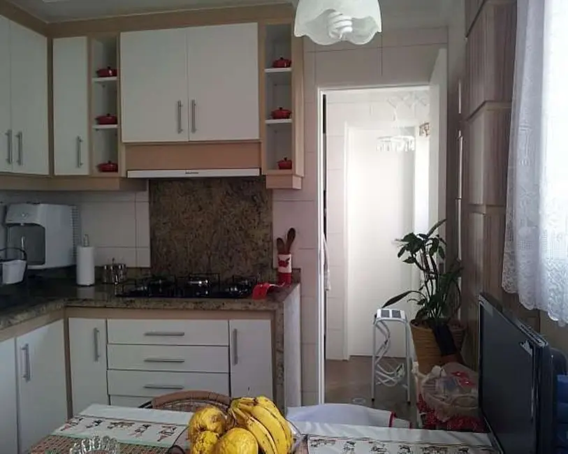 Apartamento com 3 quartos à venda, 156m2 em Guaruja - SP - imagem 6 Foto 6 de Apartamento com 3 quartos à venda, 156m2 em Guaruja - SP