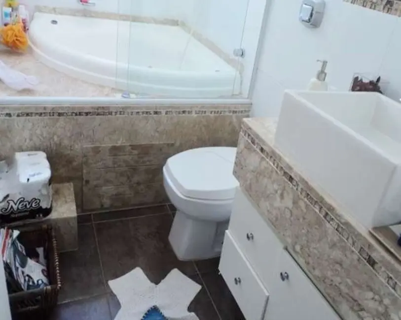 Apartamento com 3 quartos à venda, 170m2 em Guaruja - SP - imagem 3 Foto 3 de Apartamento com 3 quartos à venda, 170m2 em Guaruja - SP