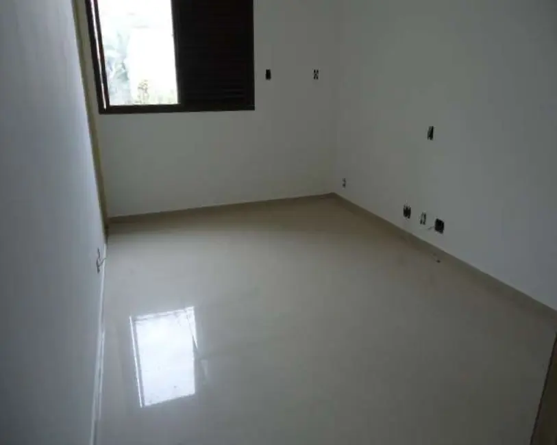 Apartamento com 3 quartos à venda, 158m2 em Pitangueiras, Guaruja - SP - imagem 9 Foto 9 de Apartamento com 3 quartos à venda, 158m2 em Pitangueiras, Guaruja - SP