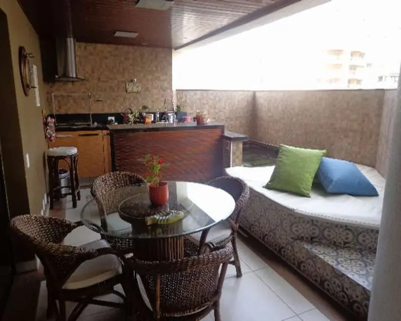 Apartamento com 4 quartos à venda, 232m2 em Pitangueiras, Guaruja - SP - imagem 1 Foto 1 de Apartamento com 4 quartos à venda, 232m2 em Pitangueiras, Guaruja - SP