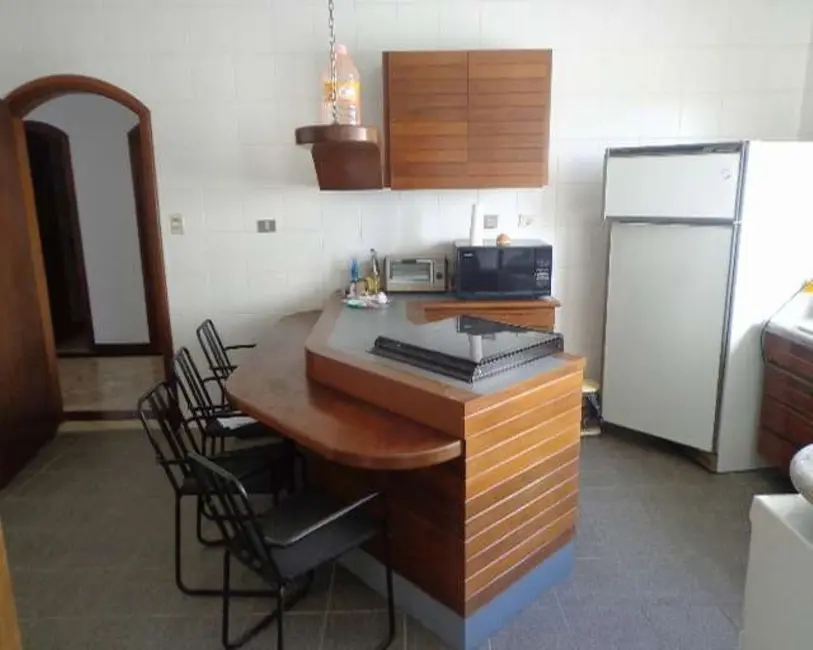 Foto 6 de Apartamento com 3 quartos à venda, 251m2 em Jardim Astúrias, Guaruja - SP