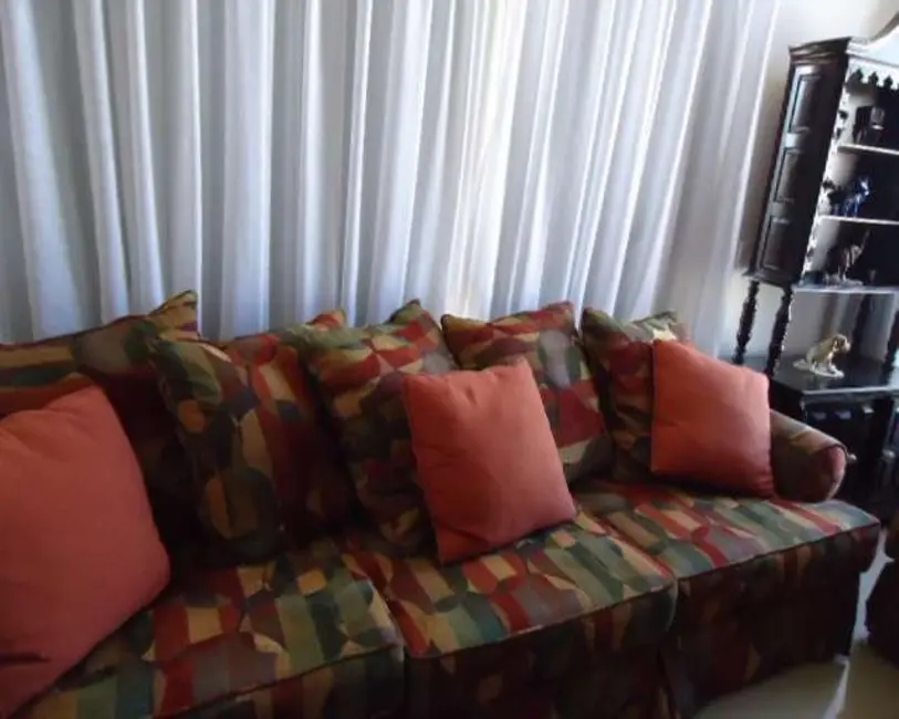 Apartamento com 4 quartos à venda e para alugar, 265m2 em Pitangueiras, Guaruja - SP - imagem 3 Foto 3 de Apartamento com 4 quartos à venda e para alugar, 265m2 em Pitangueiras, Guaruja - SP