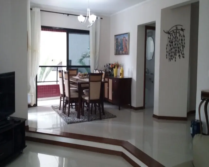 Foto 2 de Apartamento com 3 quartos à venda e para alugar, 158m2 em Jardim Astúrias, Guaruja - SP