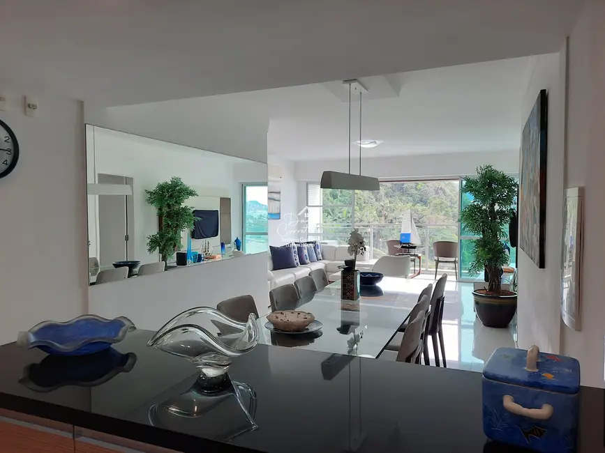 Foto 1 de Apartamento com 3 quartos à venda, 165m2 em Pitangueiras, Guaruja - SP