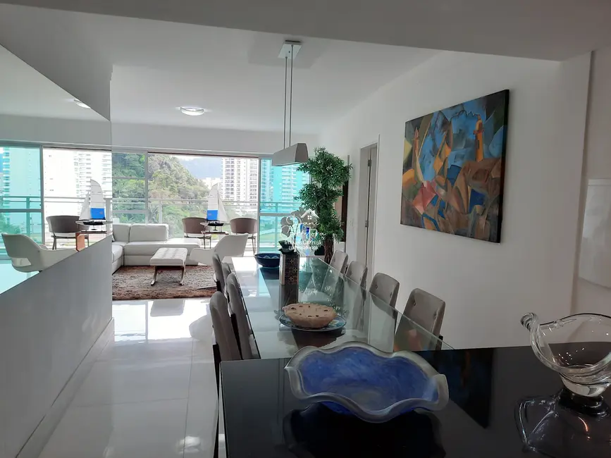 Foto 2 de Apartamento com 3 quartos à venda, 165m2 em Pitangueiras, Guaruja - SP