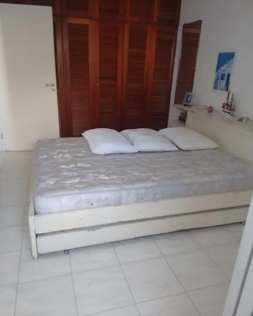 Foto 9 de Apartamento com 3 quartos à venda, 234m2 em Pitangueiras, Guaruja - SP