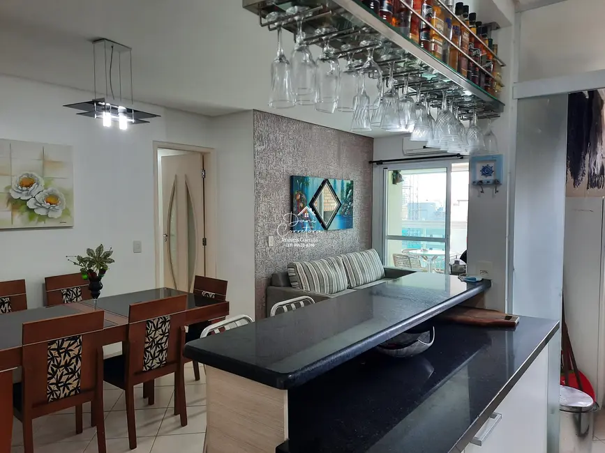 Foto 3 de Apartamento com 3 quartos à venda, 95m2 em Enseada, Guaruja - SP