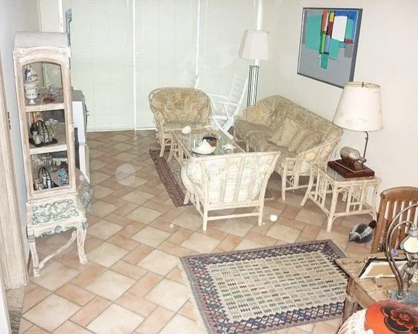 Apartamento com 3 quartos à venda, 125m2 em Pitangueiras, Guaruja - SP - imagem 2 Foto 2 de Apartamento com 3 quartos à venda, 125m2 em Pitangueiras, Guaruja - SP