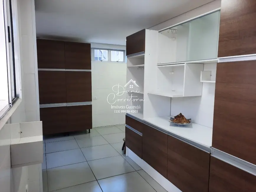 Sobrado com 5 quartos à venda, 350m2 em Guaiúba, Guaruja - SP - imagem 6 Foto 6 de Sobrado com 5 quartos à venda, 350m2 em Guaiúba, Guaruja - SP