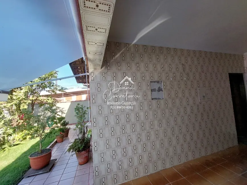 Sobrado com 3 quartos à venda, 203m2 em Vila Santa Rosa, Guaruja - SP - imagem 2 Foto 2 de Sobrado com 3 quartos à venda, 203m2 em Vila Santa Rosa, Guaruja - SP
