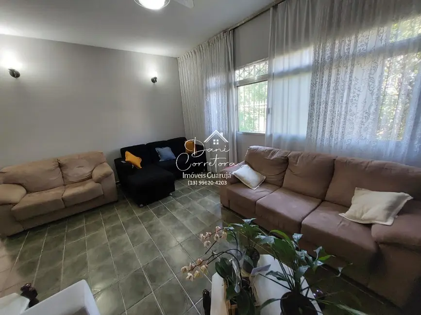 Sobrado com 3 quartos à venda, 203m2 em Vila Santa Rosa, Guaruja - SP - imagem 6 Foto 6 de Sobrado com 3 quartos à venda, 203m2 em Vila Santa Rosa, Guaruja - SP