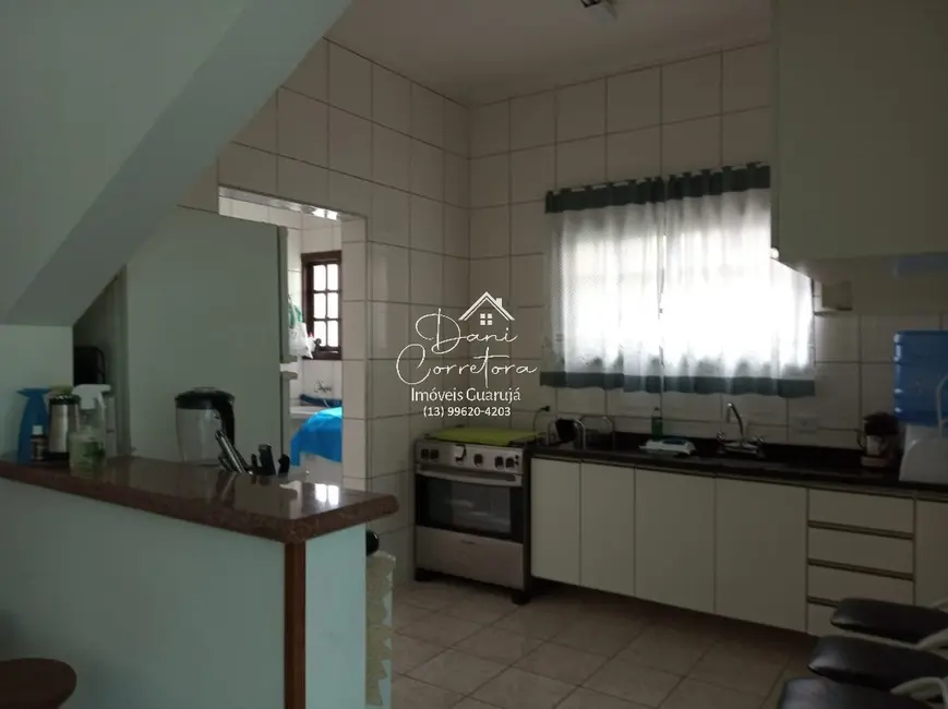 Sobrado com 3 quartos à venda em Balneário Praia do Pernambuco, Guaruja - SP - imagem 5 Foto 5 de Sobrado com 3 quartos à venda em Balneário Praia do Pernambuco, Guaruja - SP